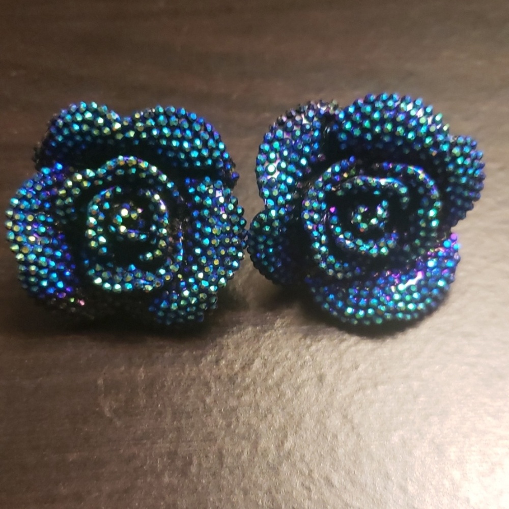 Blue/black rose earrings